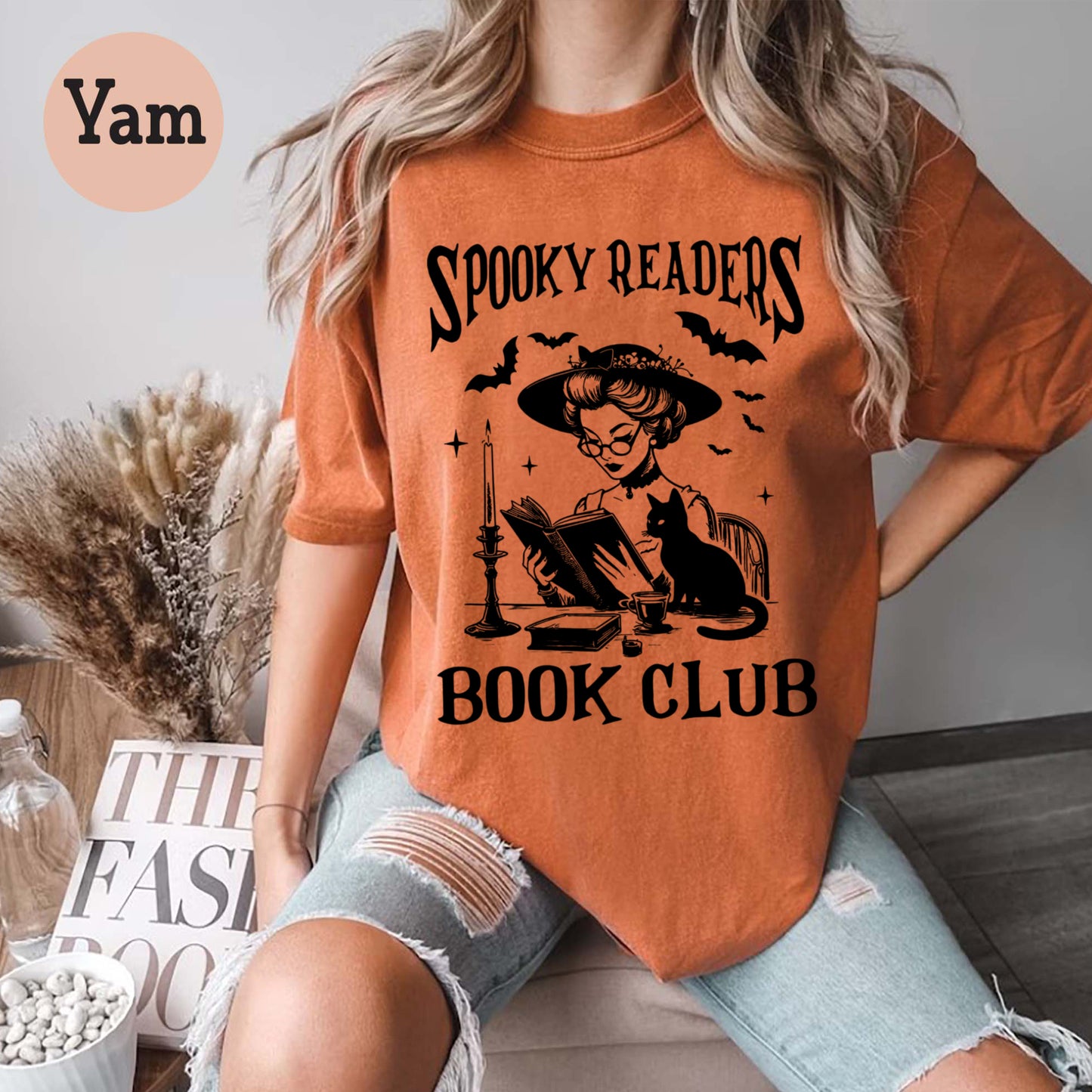 Halloween Comfort Colors, Retro Ghosts Reading Books, Teacher Librarian, Halloween Gift, Spooky Season Trendy Shir,t Gift Halloween Book Lover