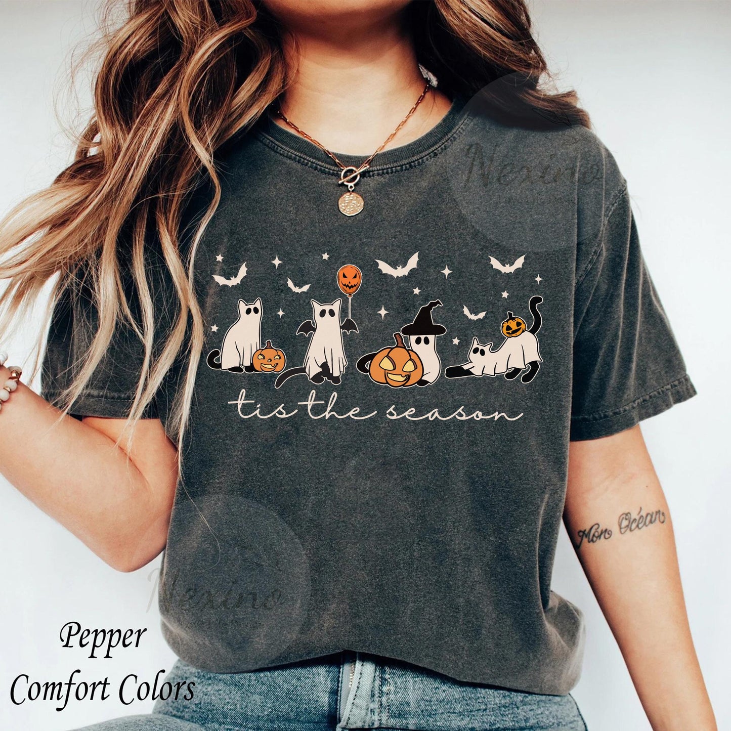Ghost Cat Shirt, Comfort Colors® Gildan Cat Ghost T-Shirt, Cute Cat Lovers Shirt, Retro Ghost Halloween, Halloween Cat T-shirt, Spooky Season Gift