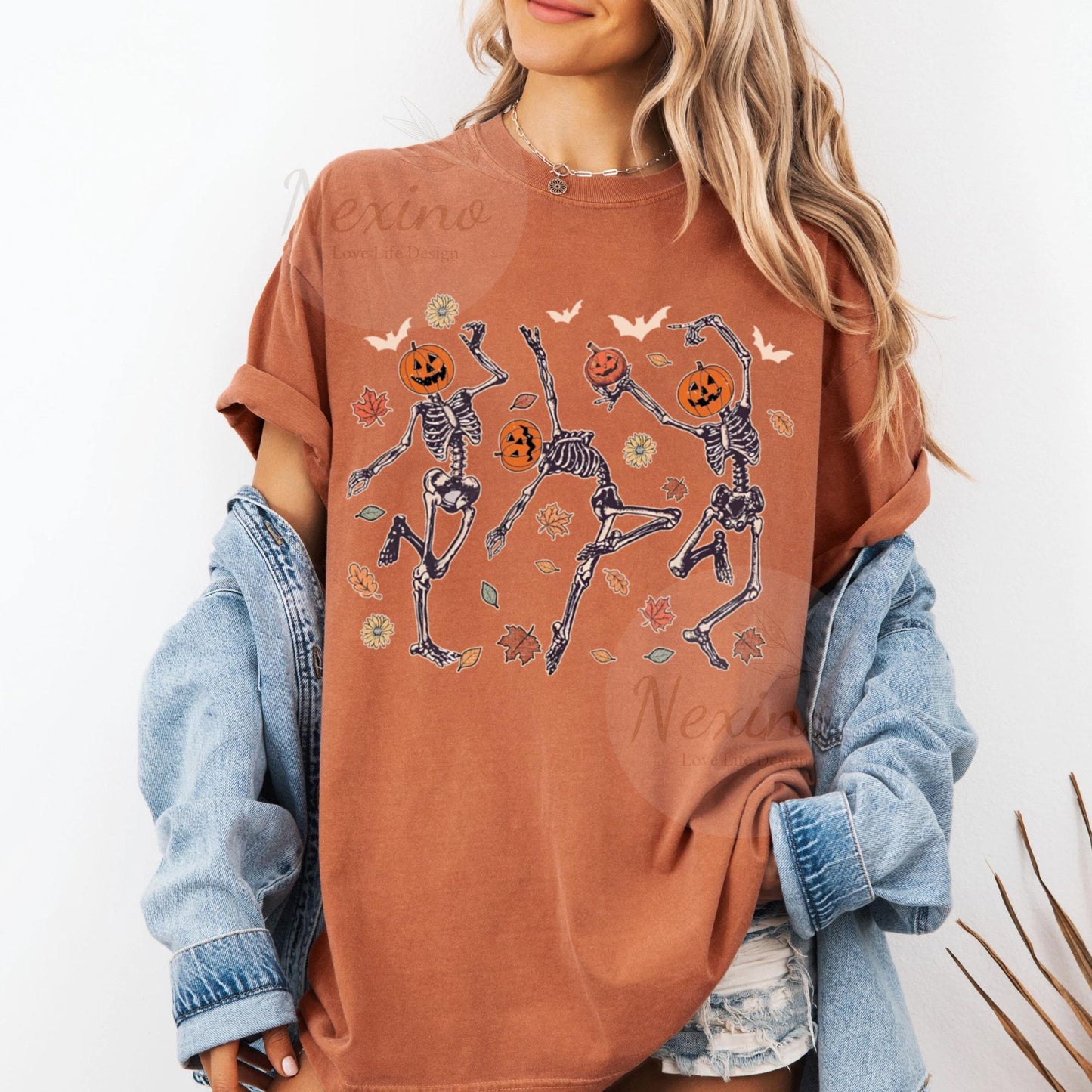 Dancing Skeleton Pumpkin Shirt, Retro Halloween Women's Shirt, Funny Fall Halloween Party TShirt, Spooky Season Skeleton Tee